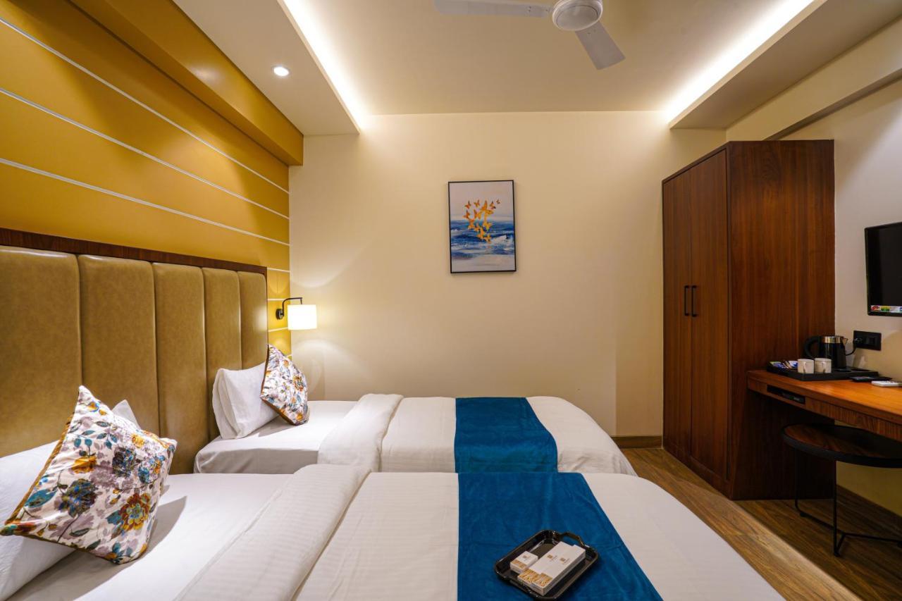 Hotel El Magnifico สุรัต ภายนอก รูปภาพ