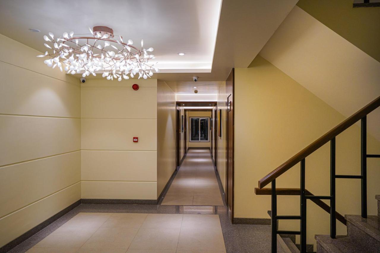 Hotel El Magnifico สุรัต ภายนอก รูปภาพ