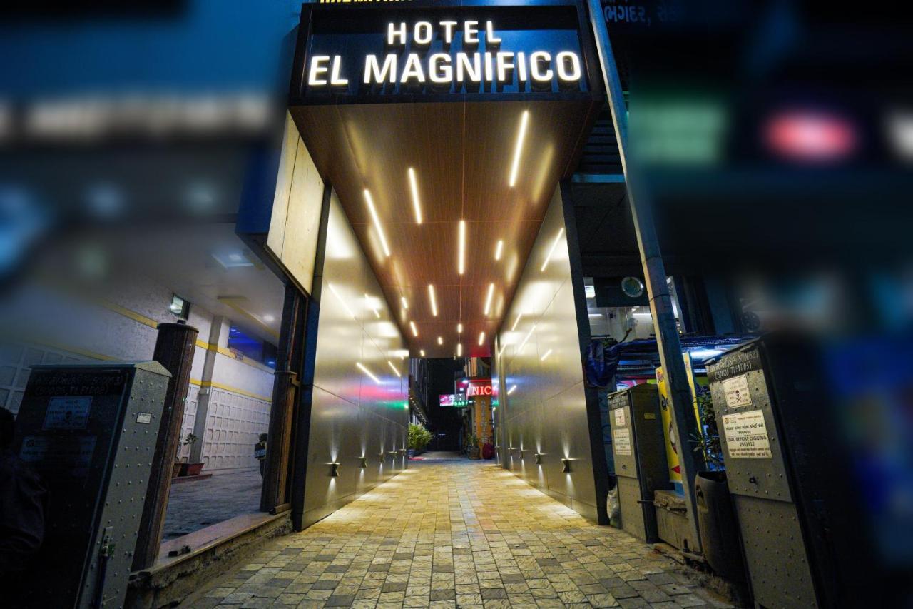 Hotel El Magnifico สุรัต ภายนอก รูปภาพ